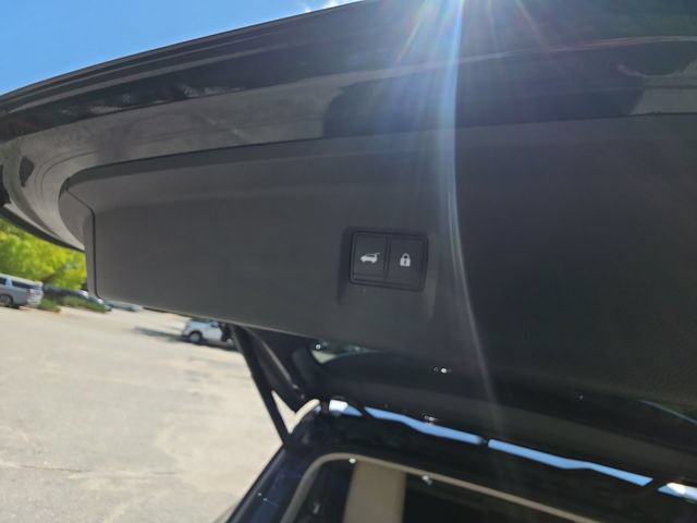 Used 2022 INFINITI QX60 Luxe w/ Cargo Package AWD/4WD image 26