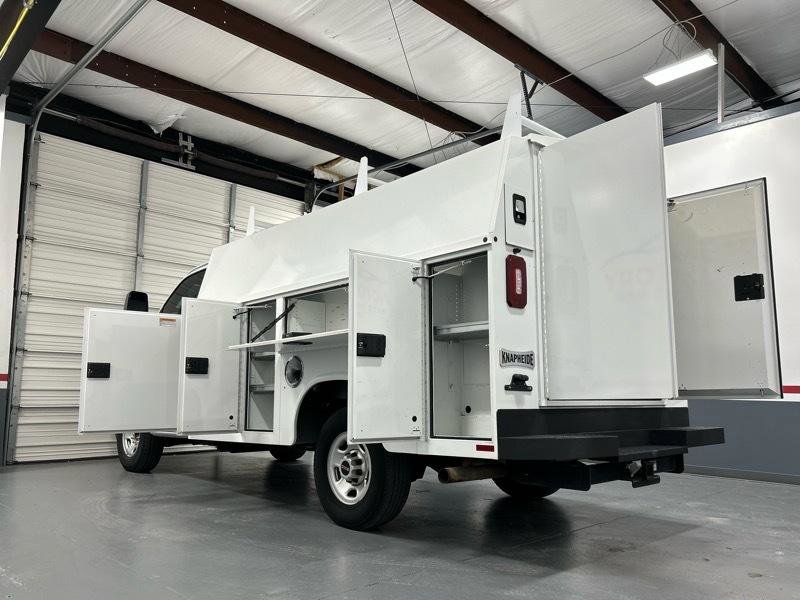 Used 2020 GMC Savana 3500 w/ Power Convenience Package RWD image 48
