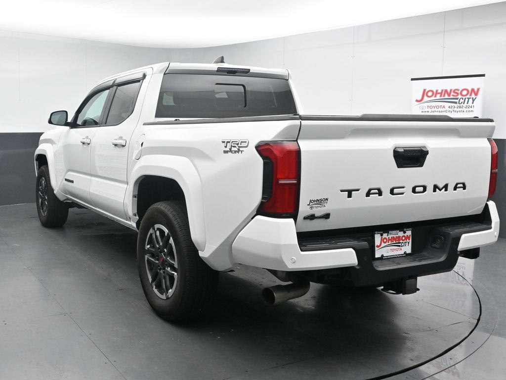 Used 2024 Toyota Tacoma TRD Sport AWD/4WD image 6