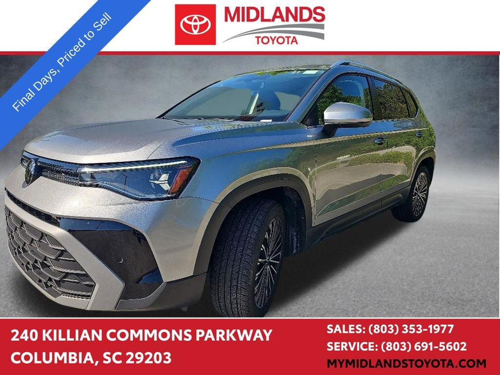 Used 2025 Volkswagen Taos SE FWD image 1
