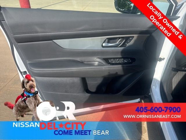 New 2025 Nissan Murano SL image 13