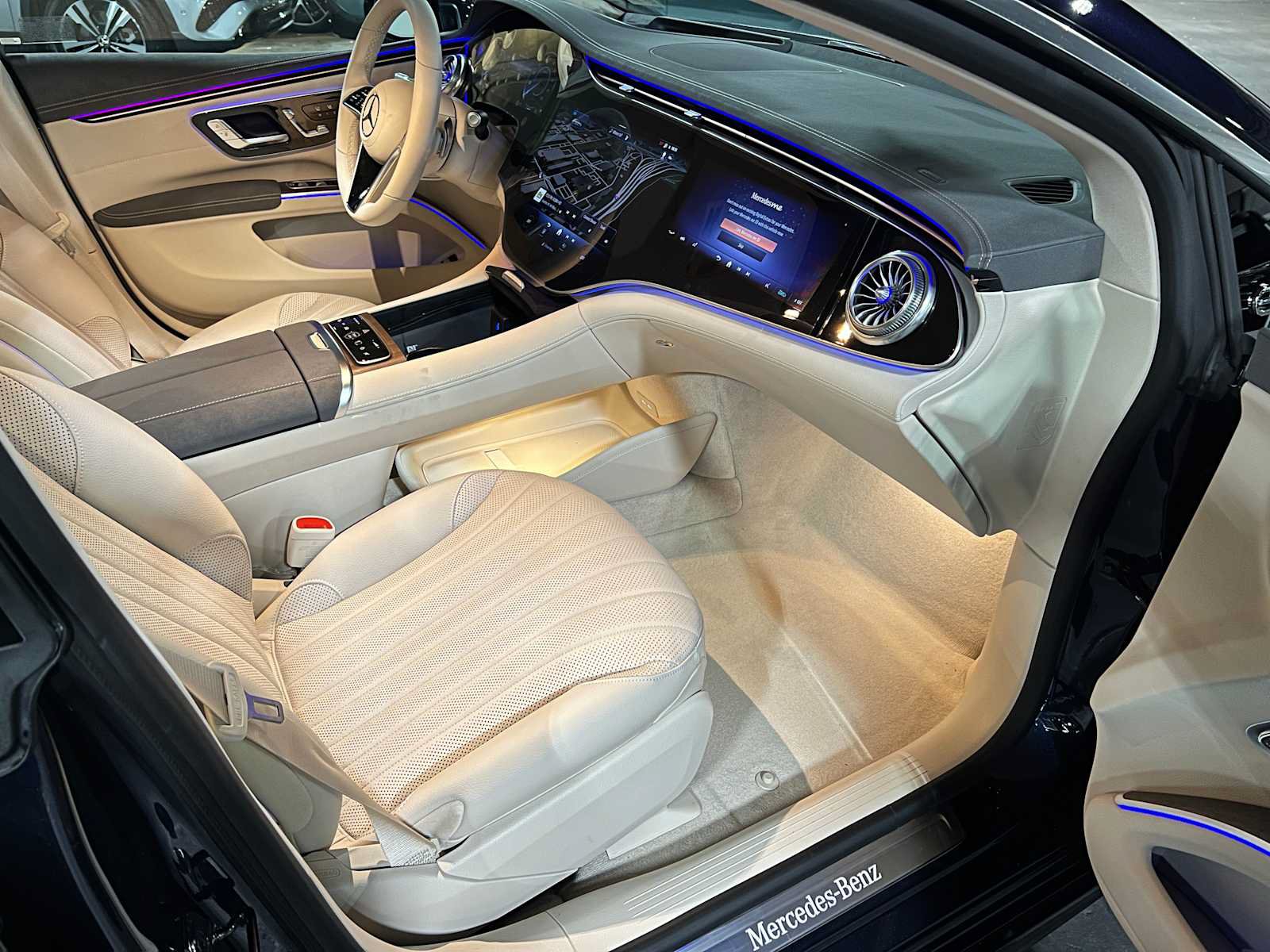 New 2026 Mercedes-Benz EQS 450+ 4MATIC Sedan image 12