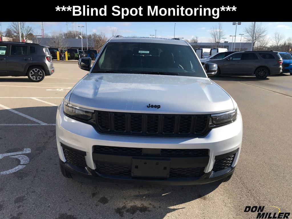 New 2025 Jeep Grand Cherokee L Altitude video 2