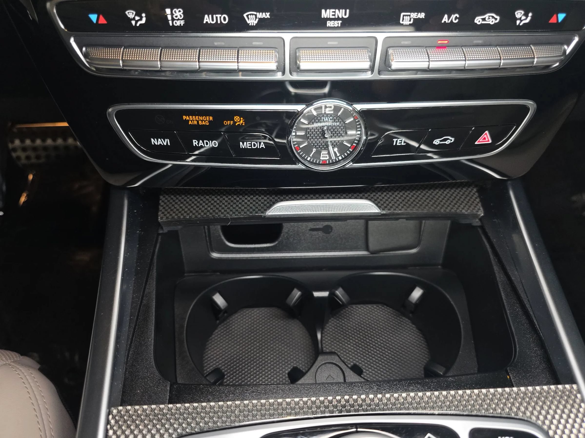 Used 2021 Mercedes-Benz G 63 AMG 4MATIC w/ G Manufaktur Interior Package image 31