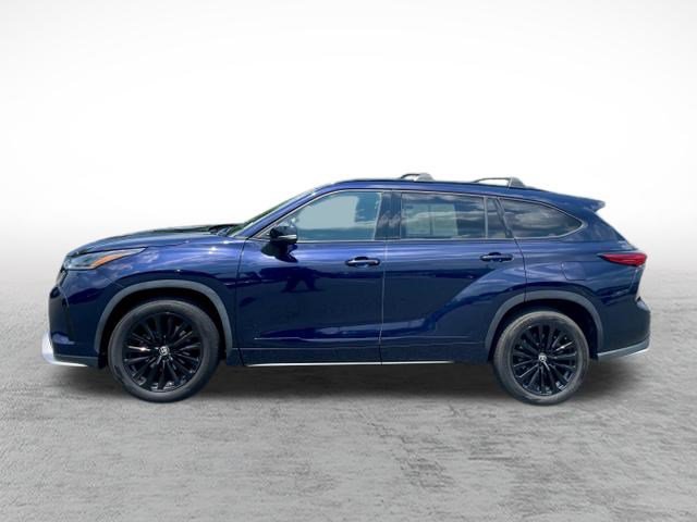 Used 2023 Toyota Highlander XSE AWD/4WD image 8