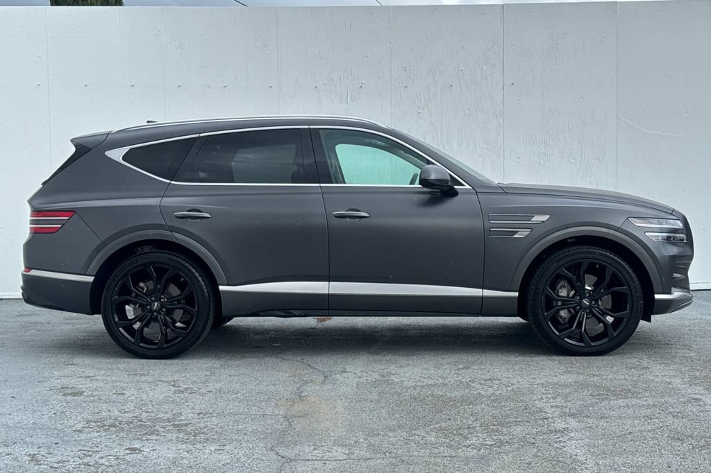 Used 2022 Genesis GV80 3.5T Prestige Signature AWD/4WD image 2
