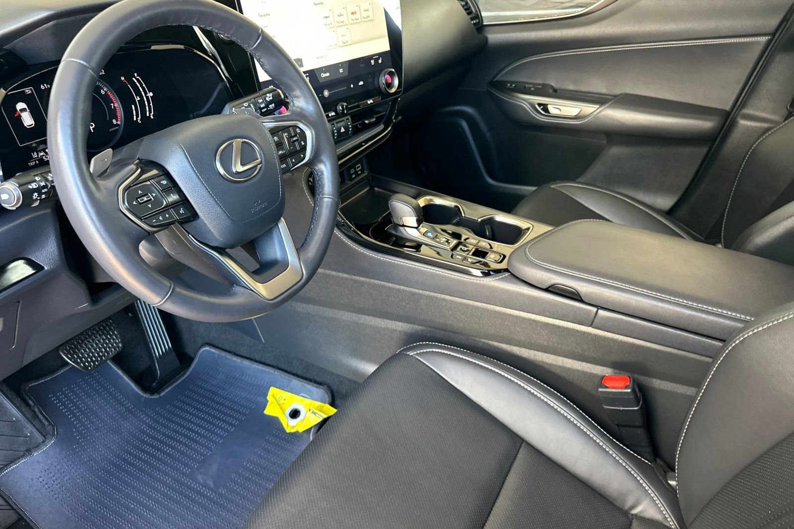 Used 2025 Lexus NX 350 AWD w/ Cold Area Package image 7