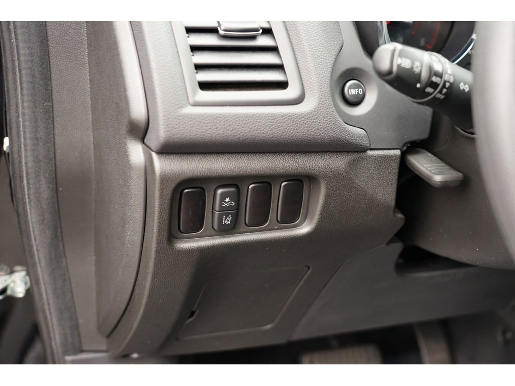 Used 2024 Mitsubishi Outlander Sport ES image 17