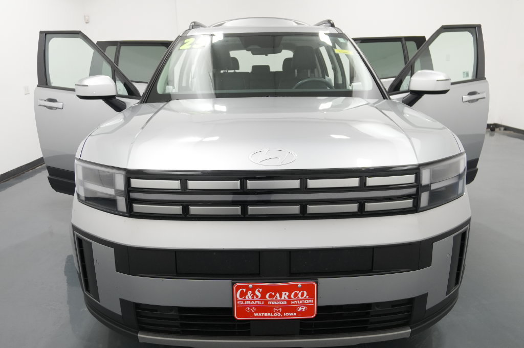 Used 2025 Hyundai Santa Fe SEL AWD/4WD image 32