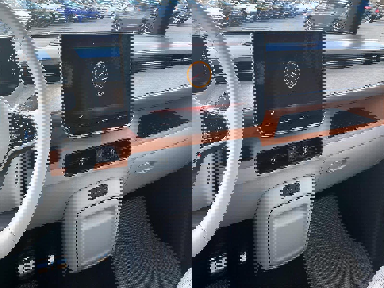 New 2025 Volkswagen ID. Buzz Pro S Plus image 13