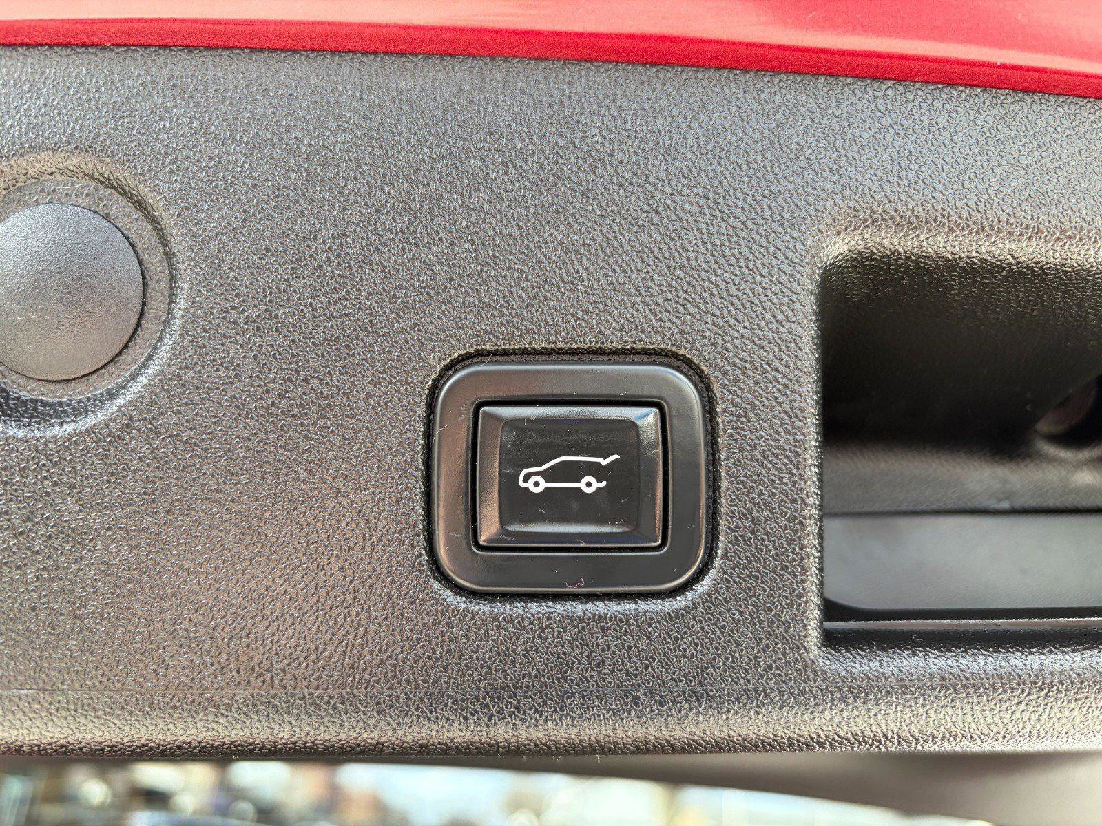 Used 2021 Chevrolet Equinox LT AWD/4WD image 21