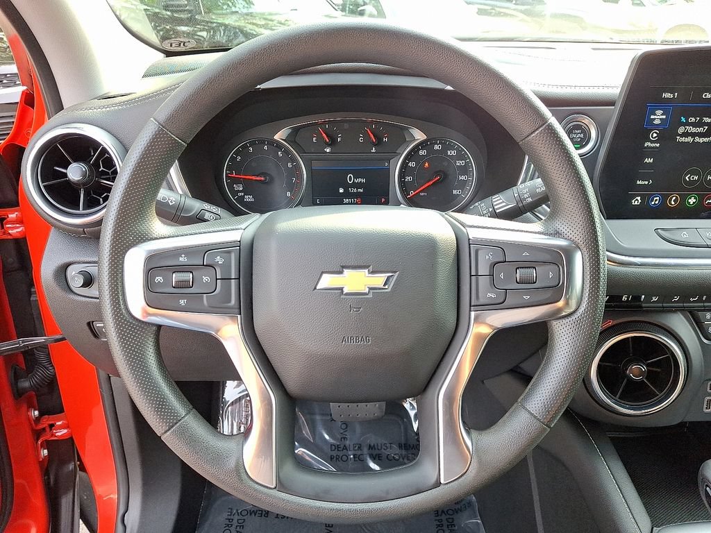 Used 2025 Chevrolet Blazer LT AWD/4WD image 18