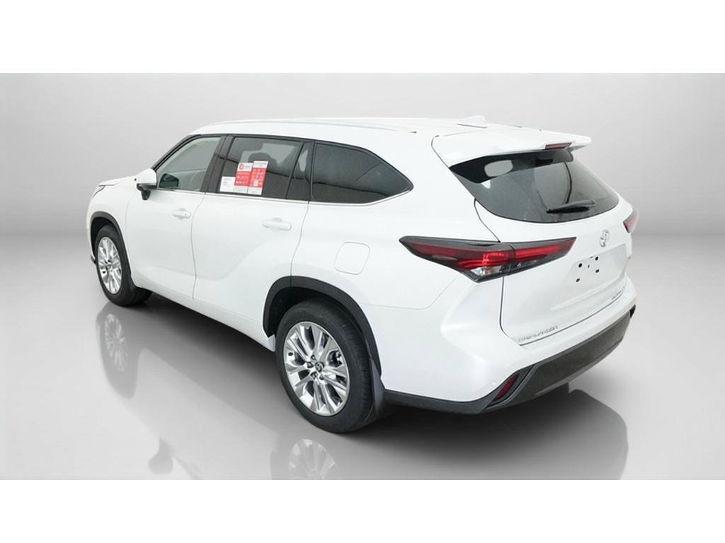 New 2026 Toyota Highlander Limited AWD/4WD image 5