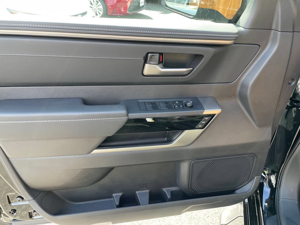 New 2026 Toyota Tundra Limited AWD/4WD image 8