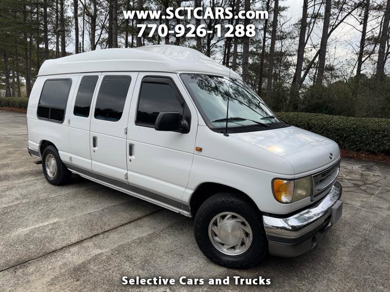 Used 2002 Ford E-150 and Econoline 150 image 1