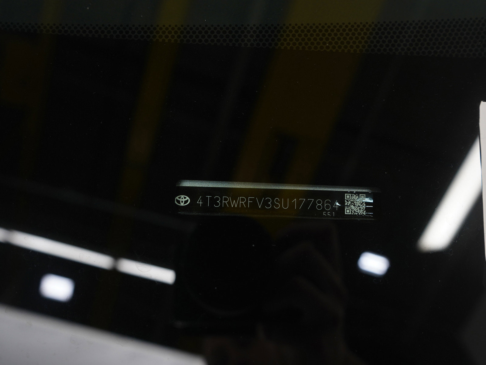 Used 2025 Toyota RAV4 XLE image 30