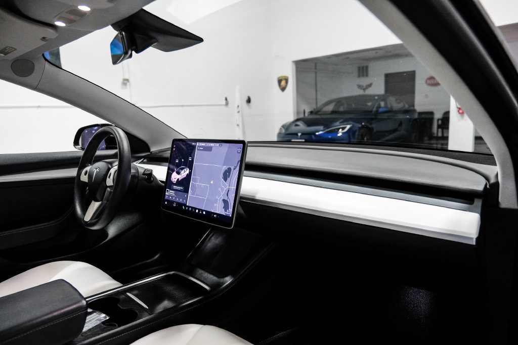 Used 2021 Tesla Model 3 Performance AWD/4WD image 15
