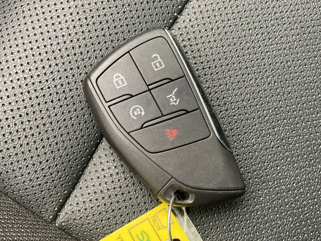 Used 2025 Chevrolet Equinox EV LT w/ Convenience Package FWD image 27