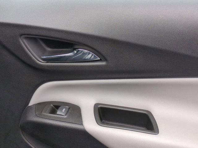 Used 2022 Chevrolet Equinox LS image 30