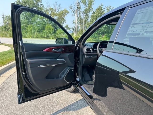 New 2026 Chevrolet Traverse RS w/ LPO, Floor Liner Package image 30
