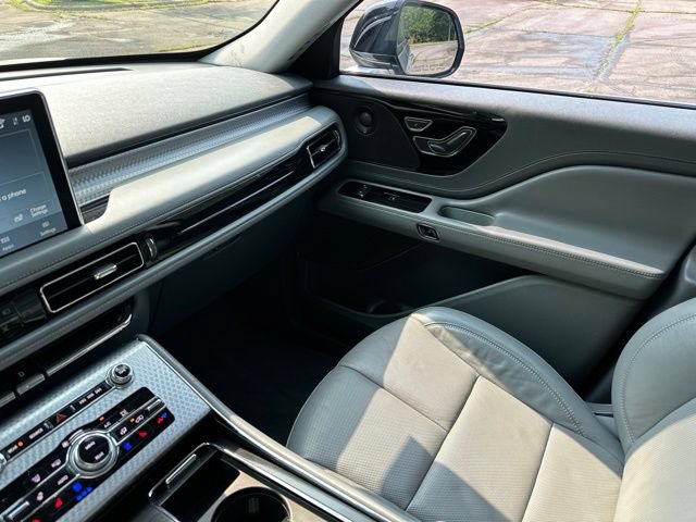Used 2021 Lincoln Aviator Grand Touring w/ Elements Package Plus AWD/4WD image 30