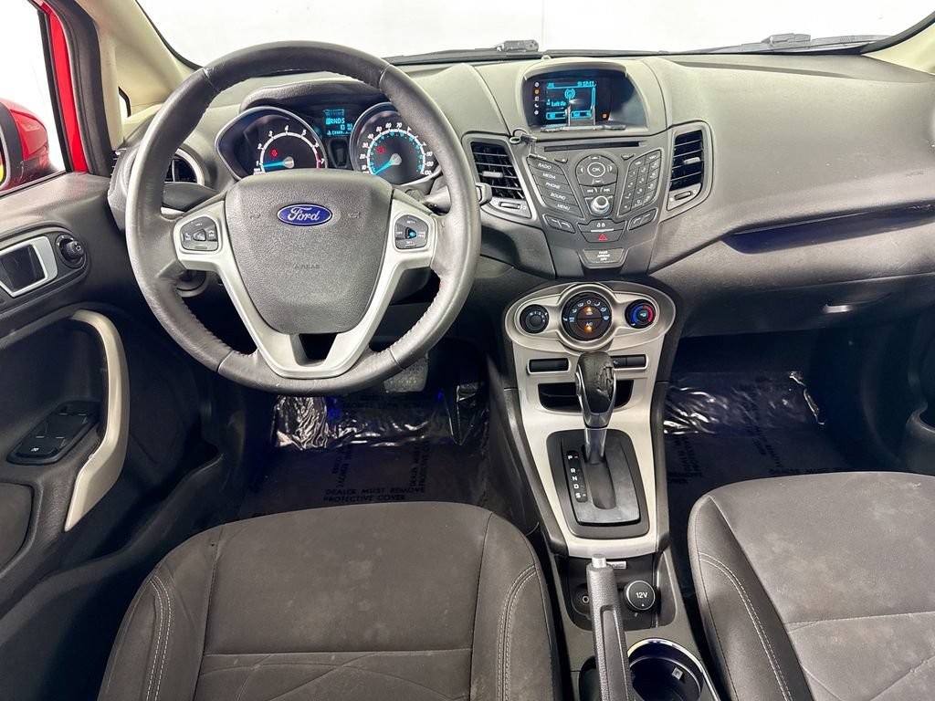 Used 2015 Ford Fiesta SE FWD image 22