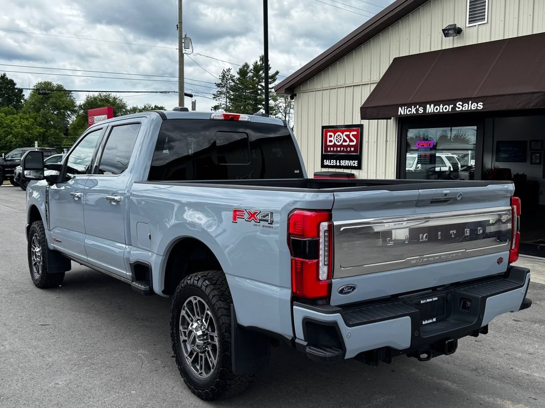 Used 2024 Ford F350 Limited w/ FX4 Off-Road Package AWD/4WD image 4