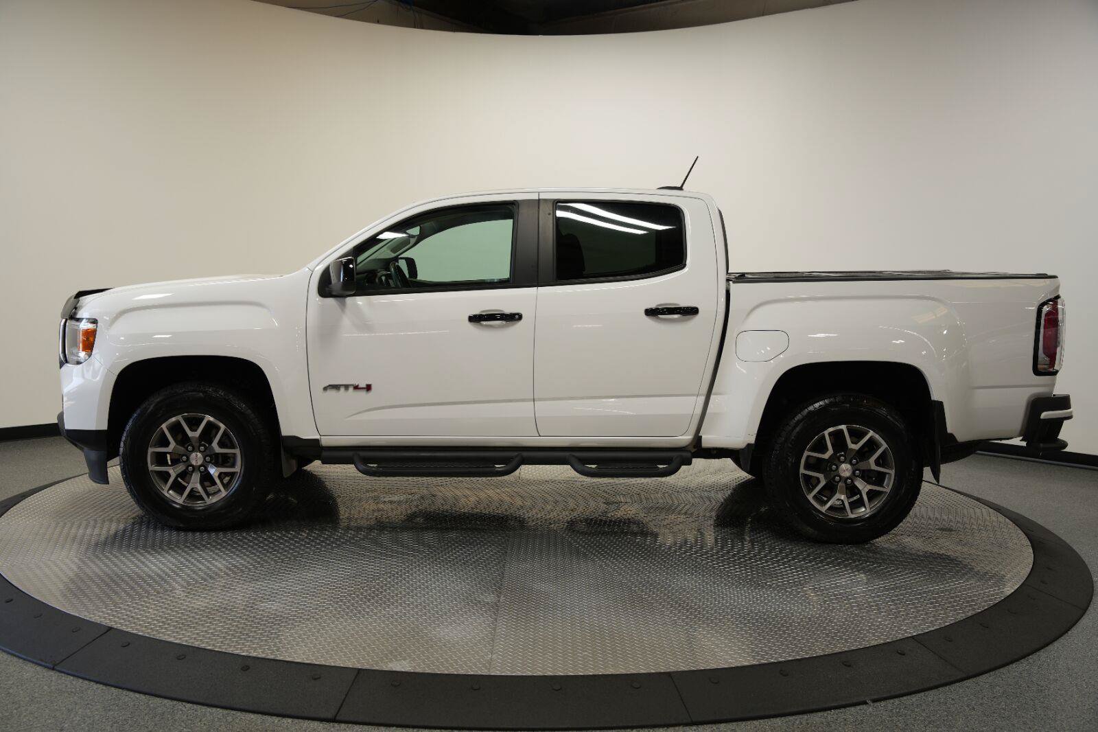 Certified 2022 GMC Canyon AT4 w/ Driver Alert Package AWD/4WD image 5