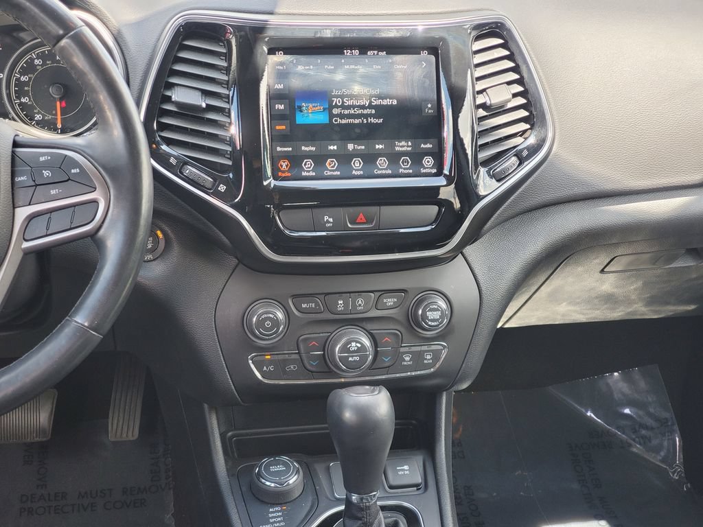 Used 2020 Jeep Cherokee Limited AWD/4WD image 27