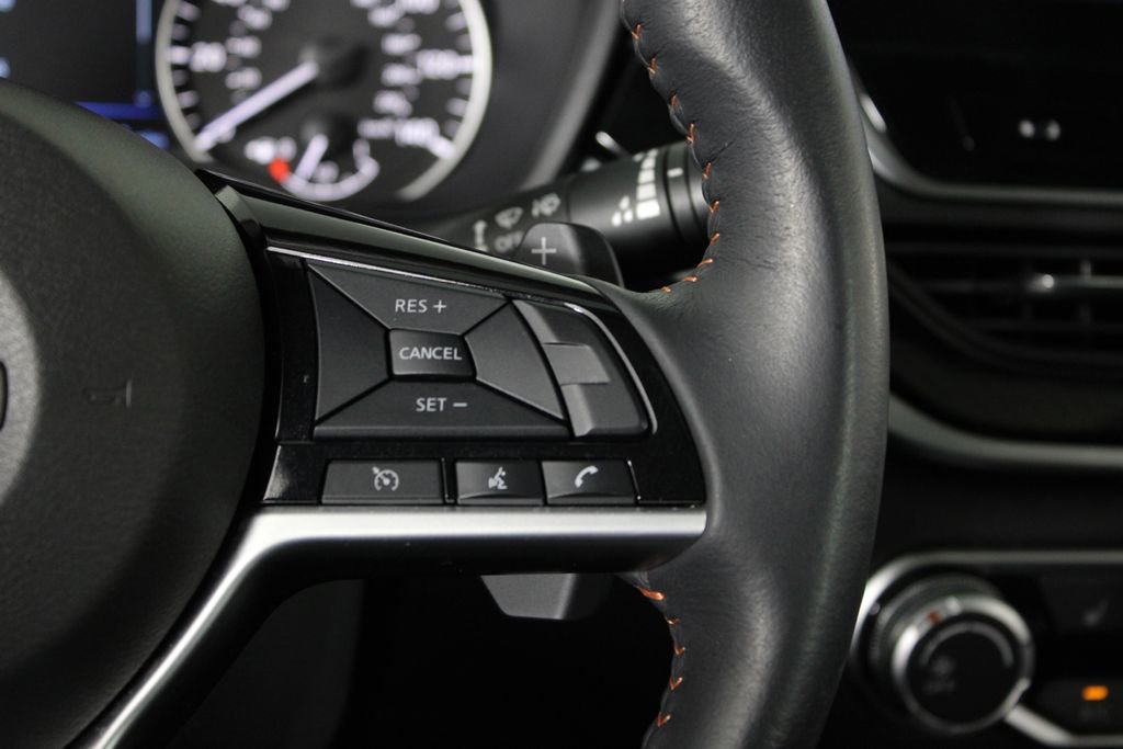 Used 2024 Nissan Altima 2.5 SR w/ SR Premium Package FWD image 29