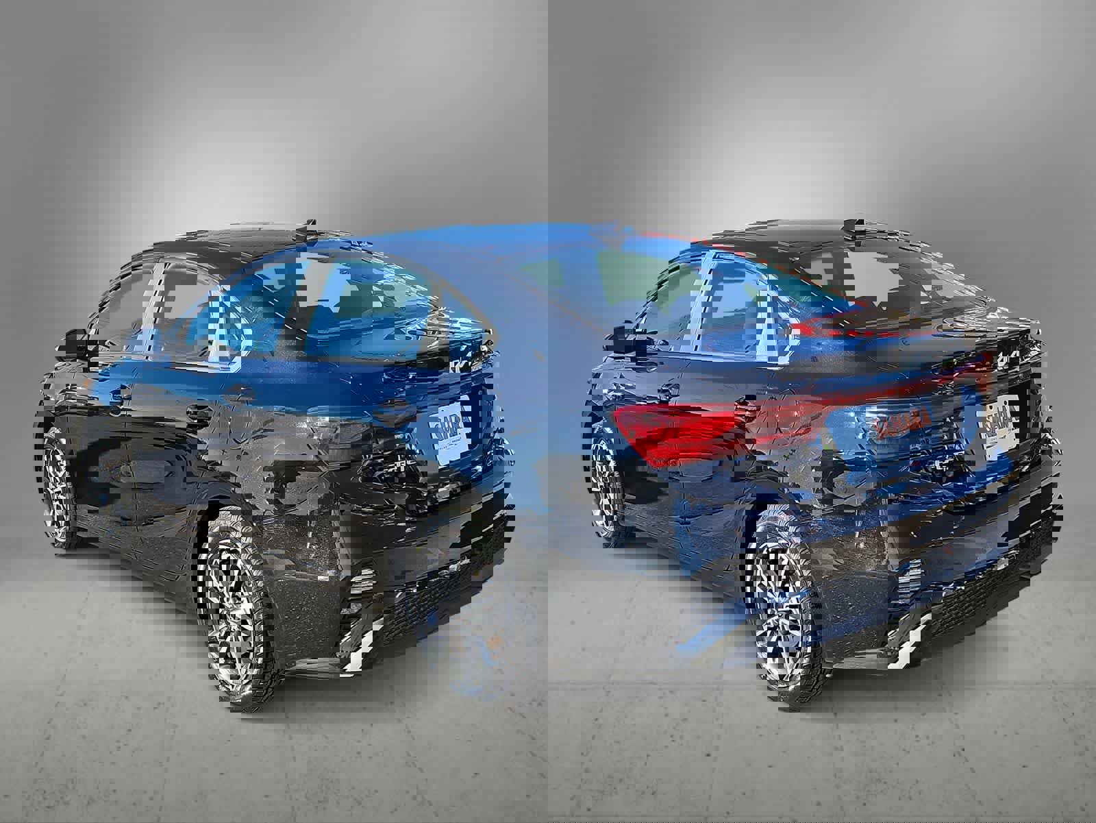 Used 2023 Kia Forte LXS image 7