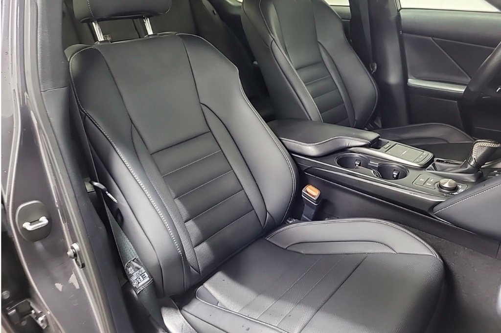 Used 2023 Lexus IS 350 F Sport w/ Memory Package AWD/4WD image 6