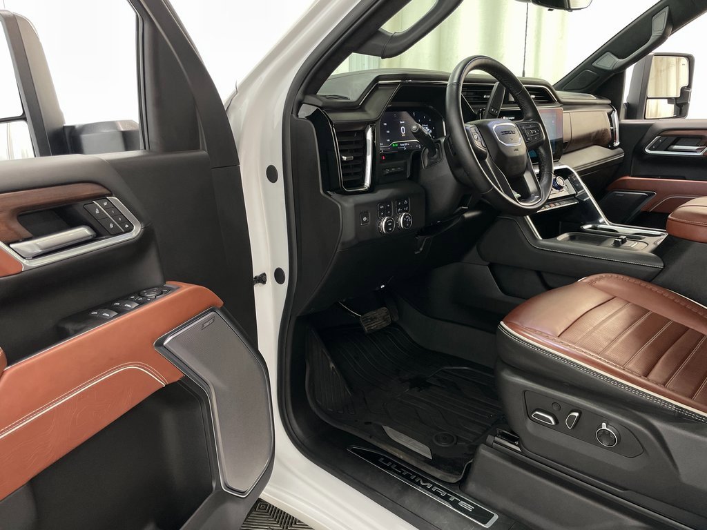 Used 2025 GMC Sierra 2500 Denali Ultimate w/ Max Trailering Package image 28