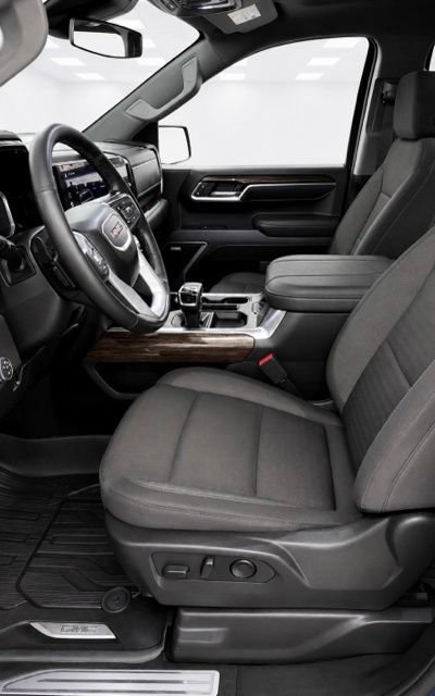 Used 2024 GMC Sierra 1500 Elevation w/ LPO, Elevation Black Package AWD/4WD image 17