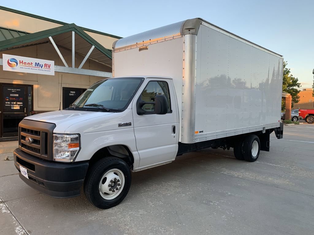 Used 2023 Ford E-450 and Econoline 450 Super Duty w/ Power Windows & Locks Group image 8