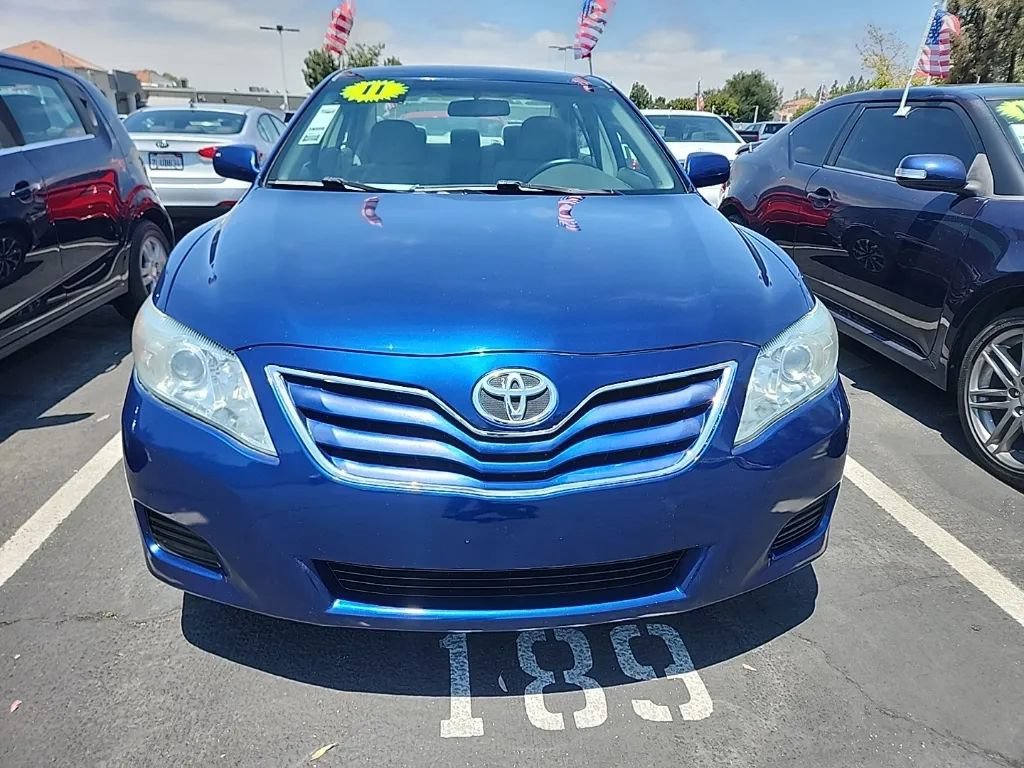 Used 2011 Toyota Camry LE FWD image 7
