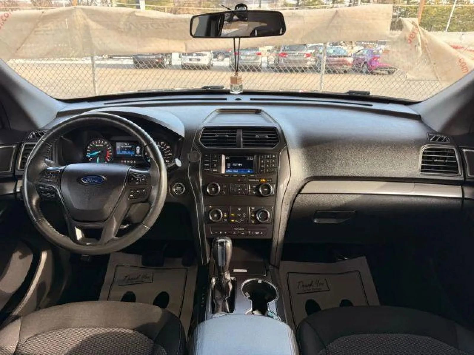 Used 2019 Ford Explorer XLT image 26