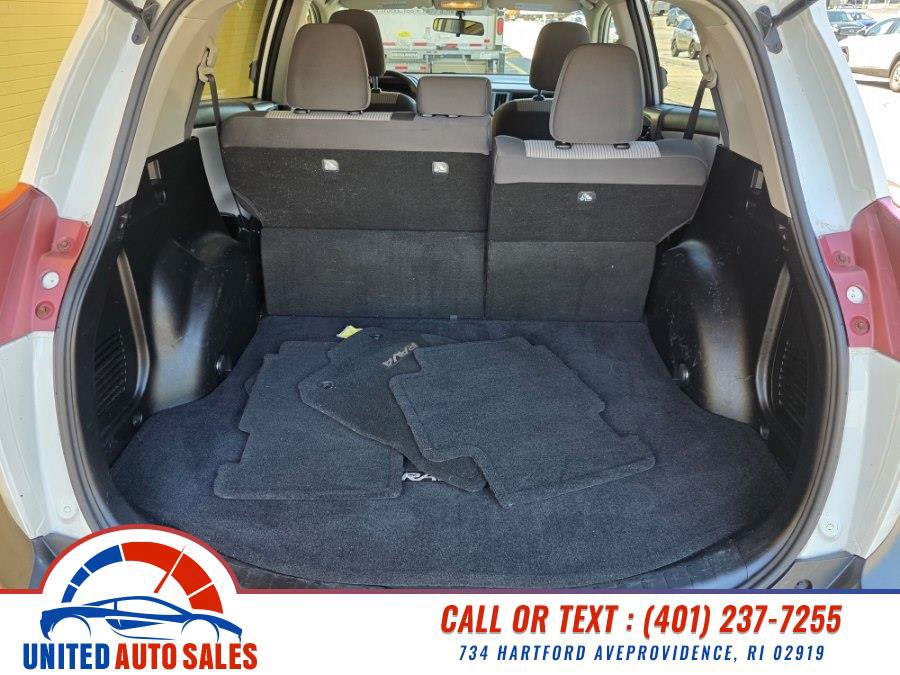 Used 2014 Toyota RAV4 LE AWD/4WD image 10