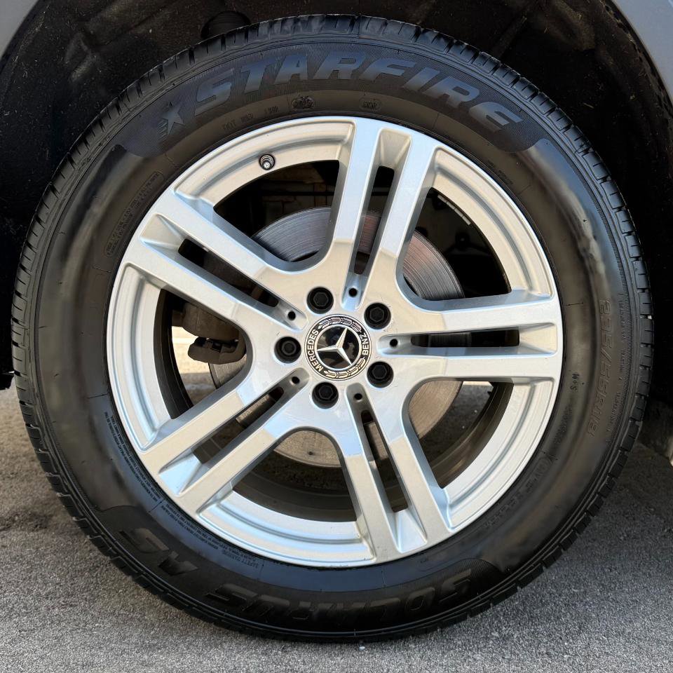 Used 2021 Mercedes-Benz GLB 250 4MATIC image 25