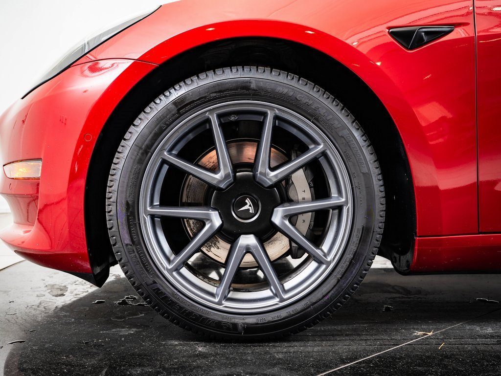 Used 2021 Tesla Model 3 Standard Range Plus image 13