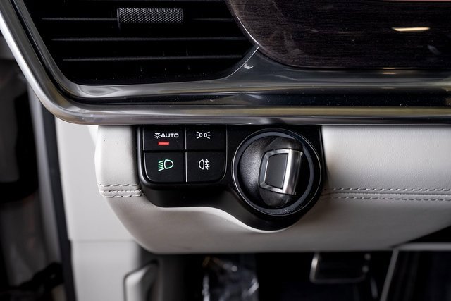 Used 2023 Porsche Panamera Turbo S image 48