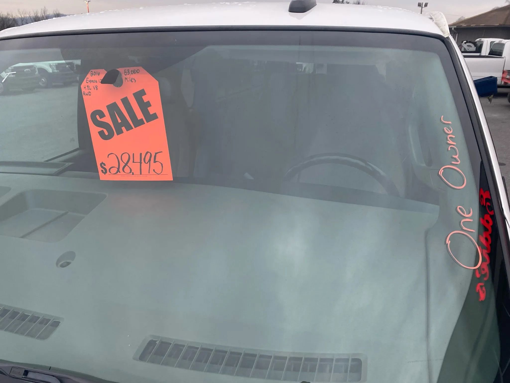 Used 2016 Chevrolet Express 3500 LT w/ LT Preferred Equipment Group RWD image 4