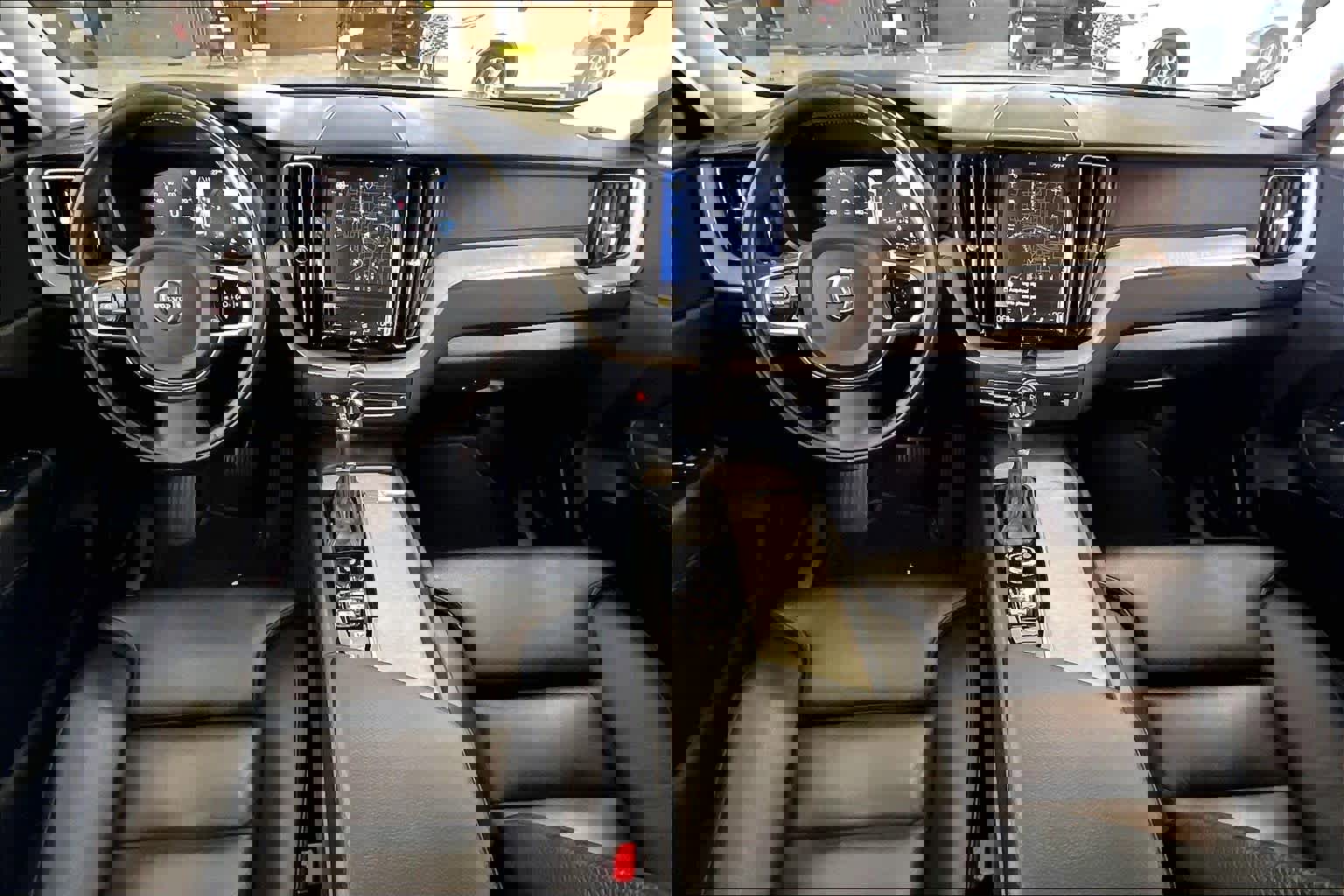 Used 2018 Volvo XC60 T5 Inscription w/ Convenience Package image 14