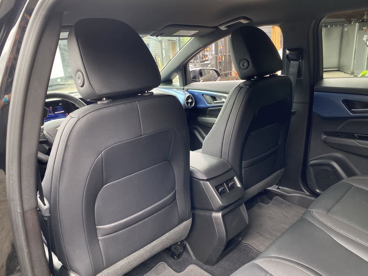 Used 2025 Chevrolet Equinox EV LT w/ Convenience Package FWD image 15