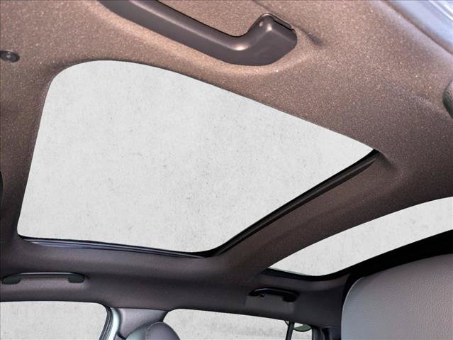 New 2026 Mercedes-Benz GLB 250 image 16