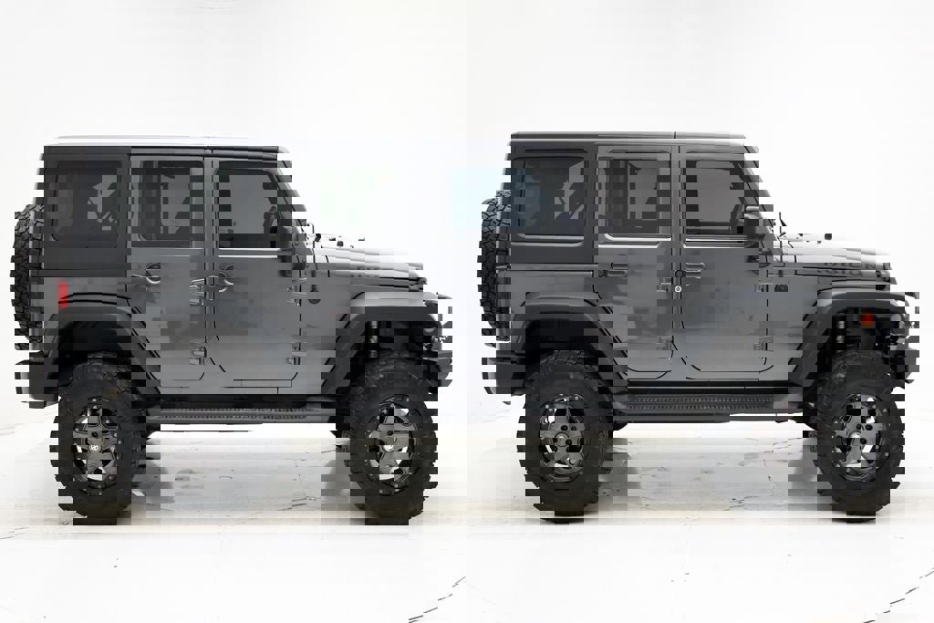 Used 2017 Jeep Wrangler Unlimited Rubicon w/ Dual Top Group image 3