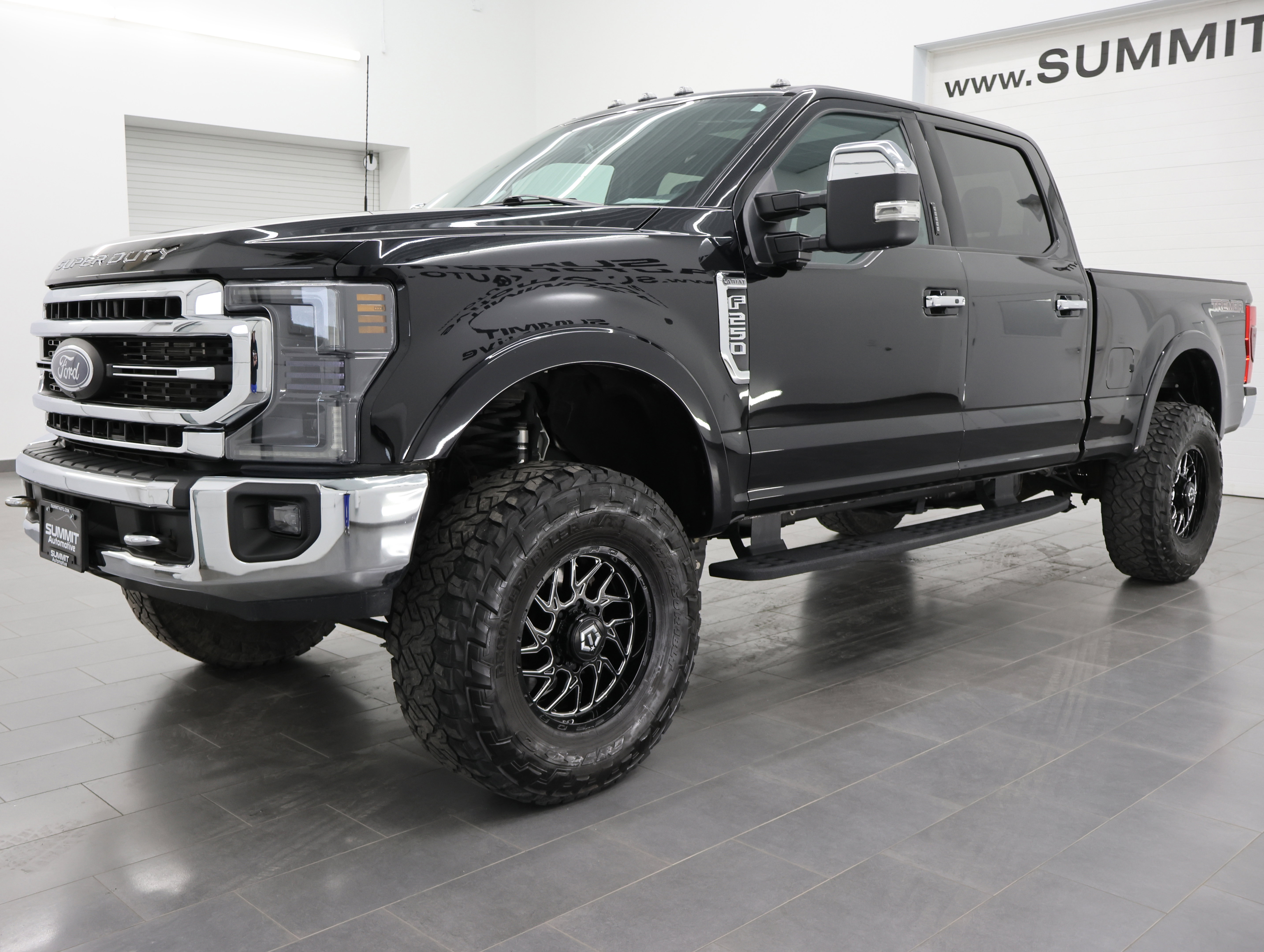 Used 2022 Ford F250 Lariat w/ Tremor Off-Road Package image 7