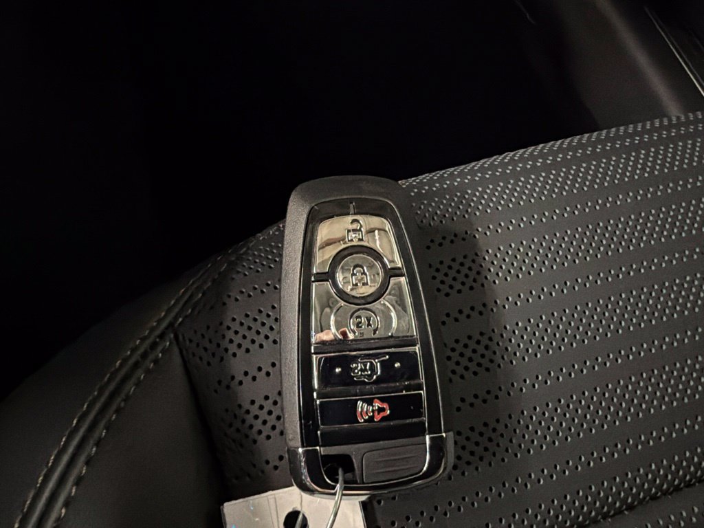 New 2026 Lincoln Nautilus Reserve AWD/4WD image 28