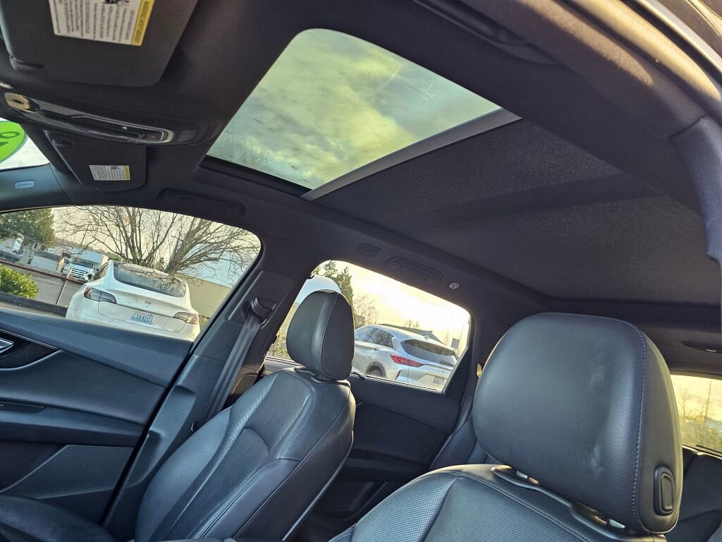 Used 2018 Audi Q7 3.0T Prestige image 26