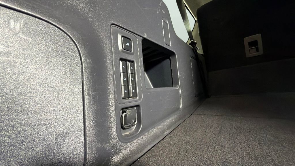 Used 2025 Ford Expedition Max Platinum AWD/4WD image 33